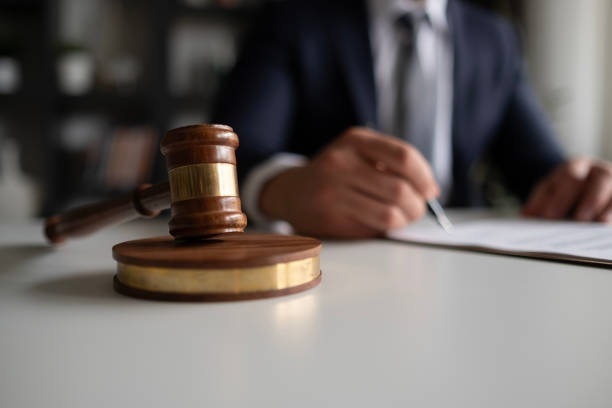 Pengacara dalam Menangani Masalah Hukum